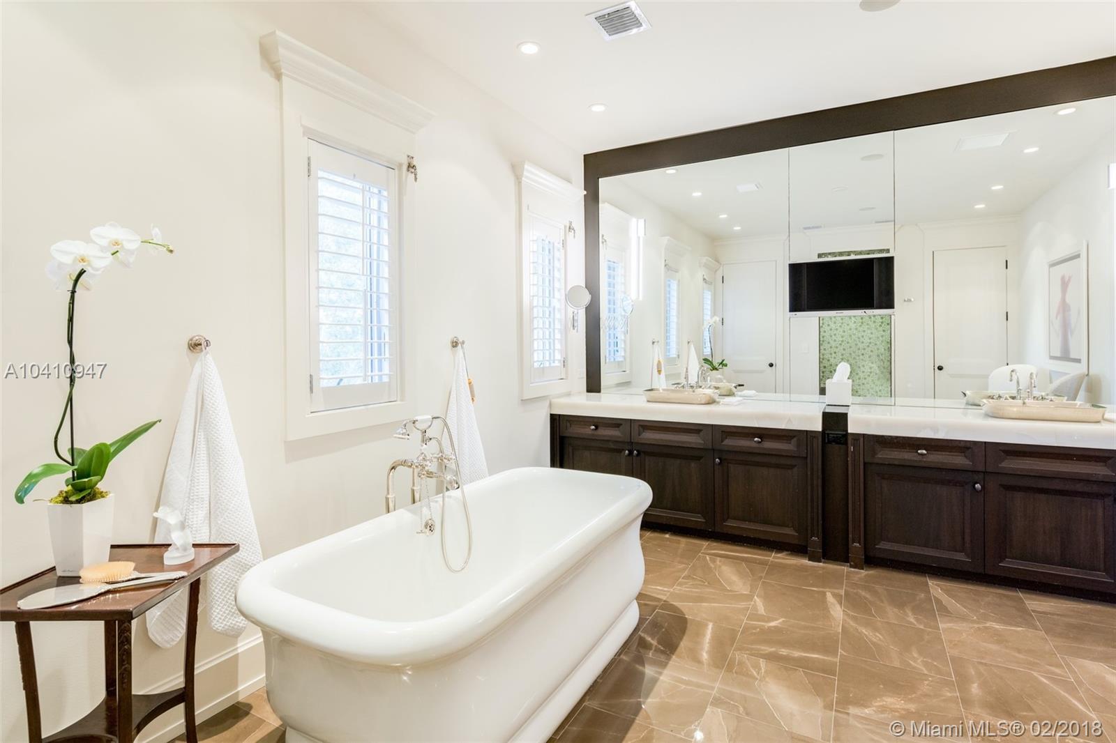 FOUR WAY LODGE ESTS 2ND A - Residential