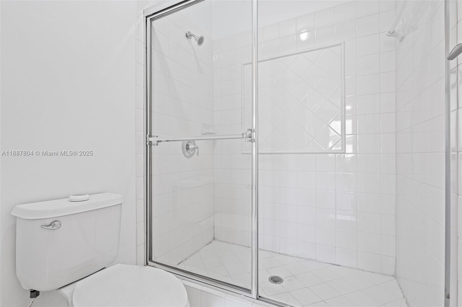 MARTINIQUE NO 1 CONDO - Residential Lease