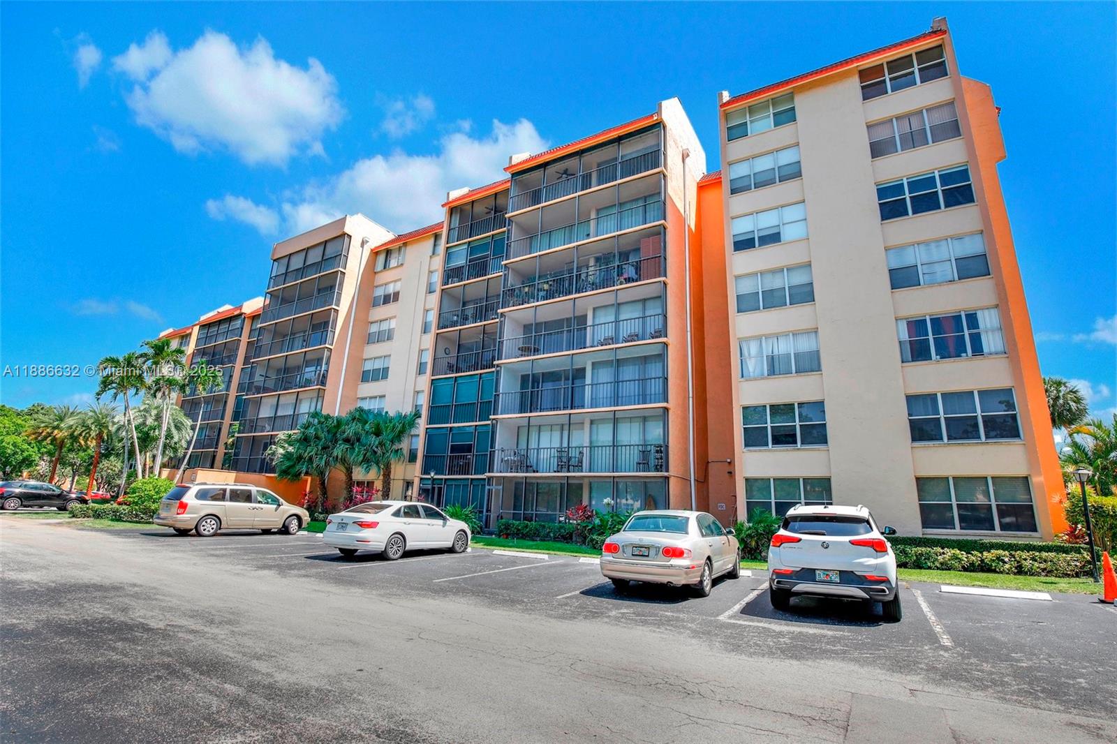 CONDOMINIUM 1 OF ENVIRON - Residential