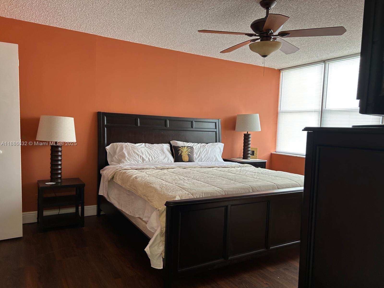 CONDOMINIUM 1 OF ENVIRON - Residential