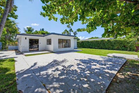 Tiny photo for North Miami Beach, FL 33162 (MLS # A12042913)