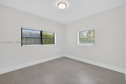 Tiny photo for North Miami Beach, FL 33162 (MLS # A12042913)