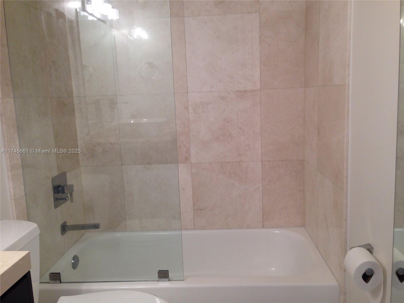 AVENTI AT AVENTURA CONDO - Residential Lease