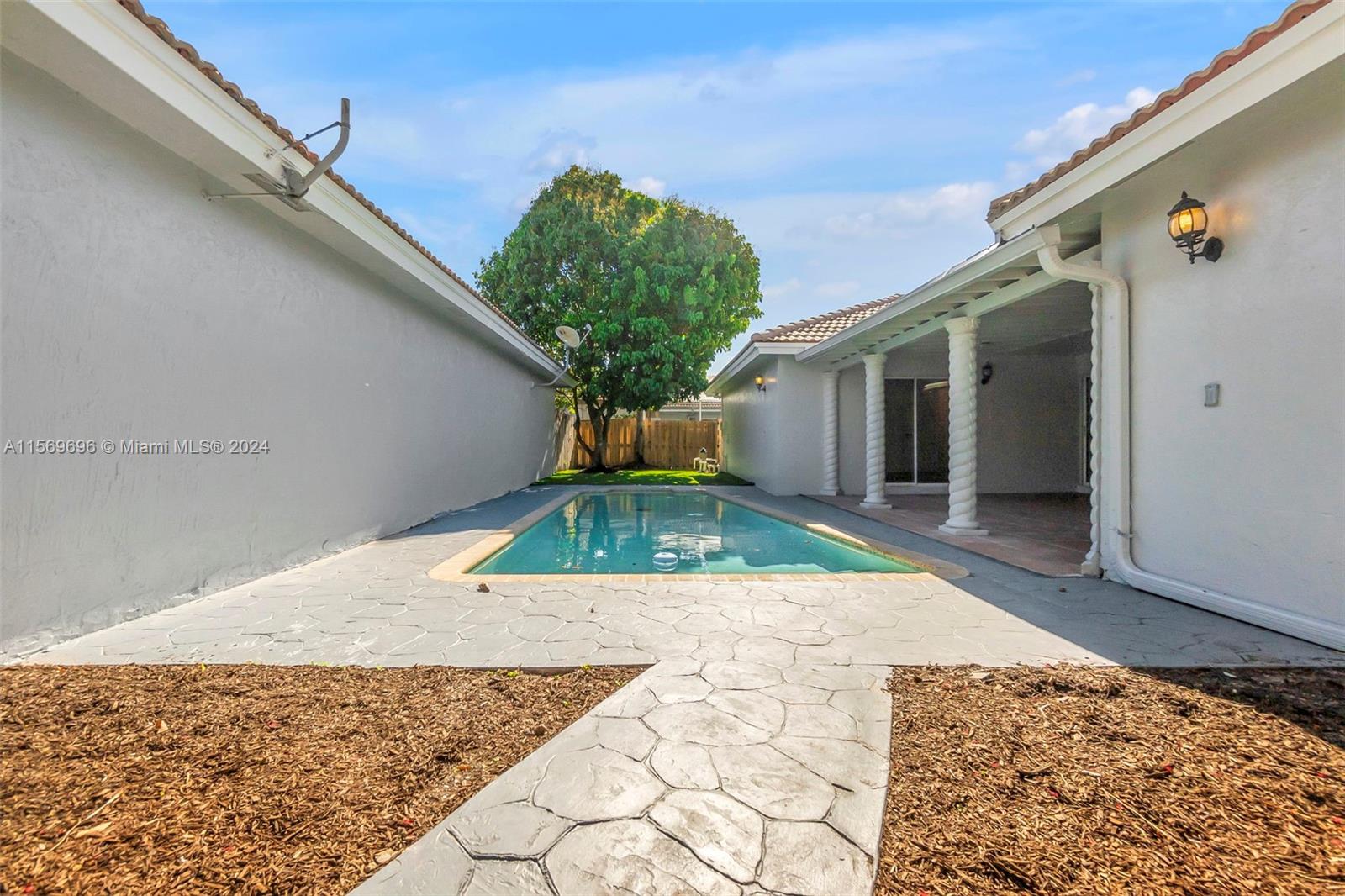 ANDRADE SUB - Residential