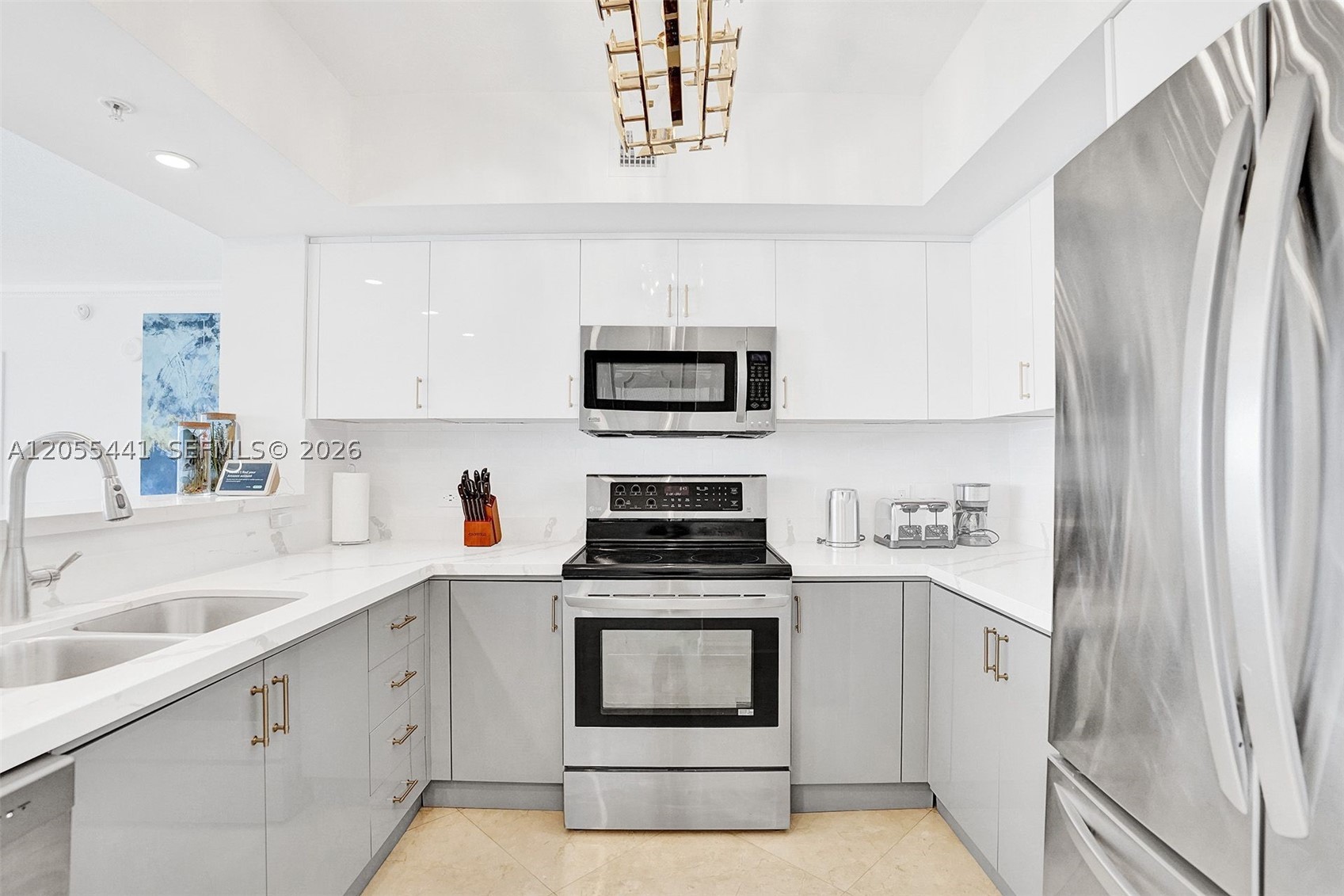16699 Collins Ave 1908