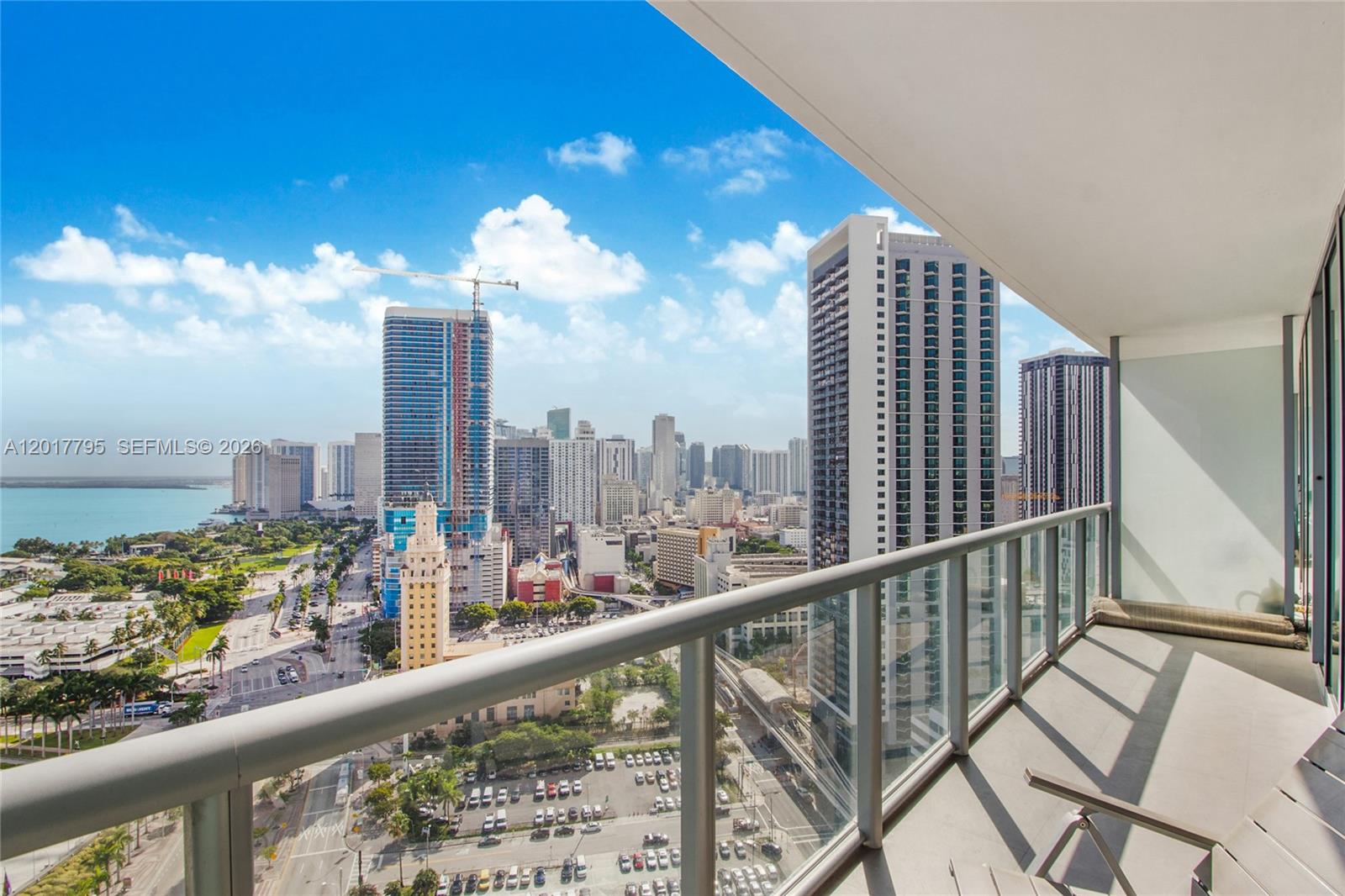 888 Biscayne Blvd 2705