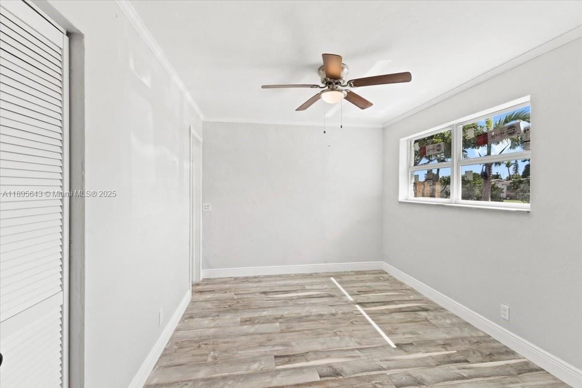 TWIN LAKES HOMES SEC 4 - Residential Lease