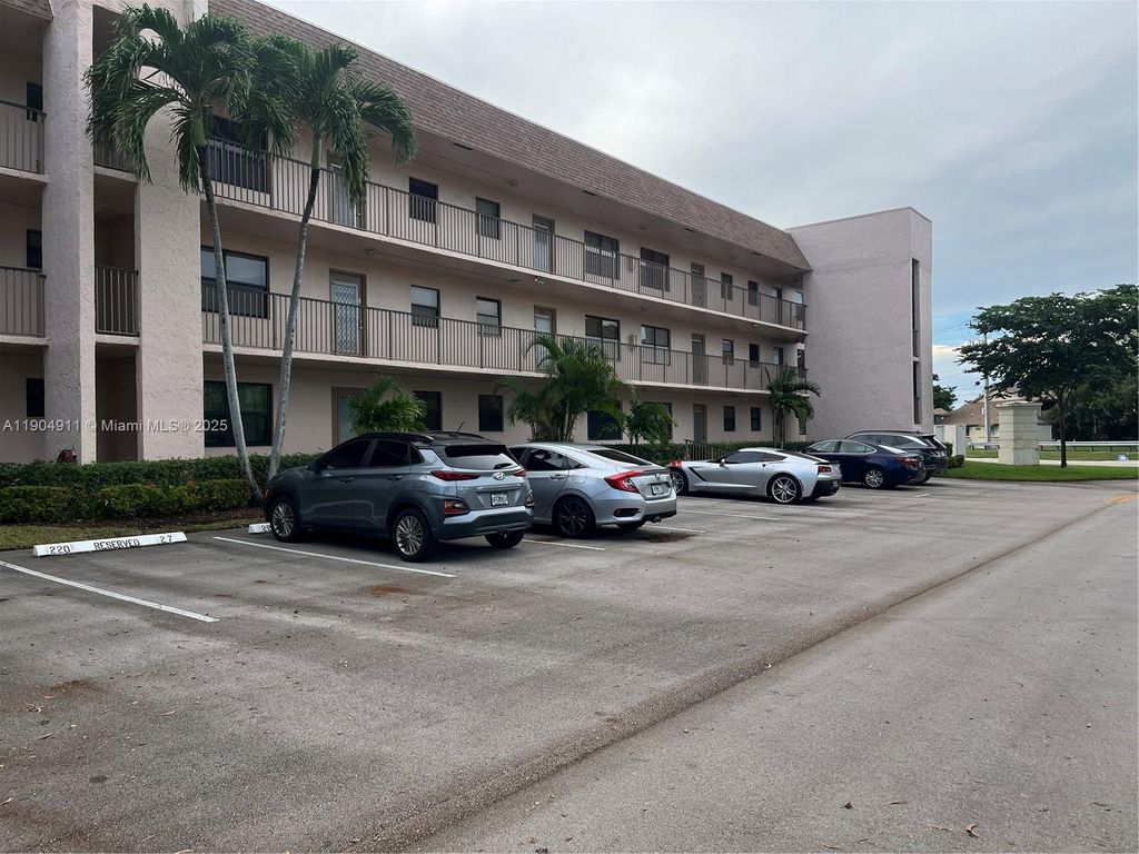 Photo of 10466 Sunrise Lakes Blvd #108, Sunrise, FL 33322 (MLS # A11904911)