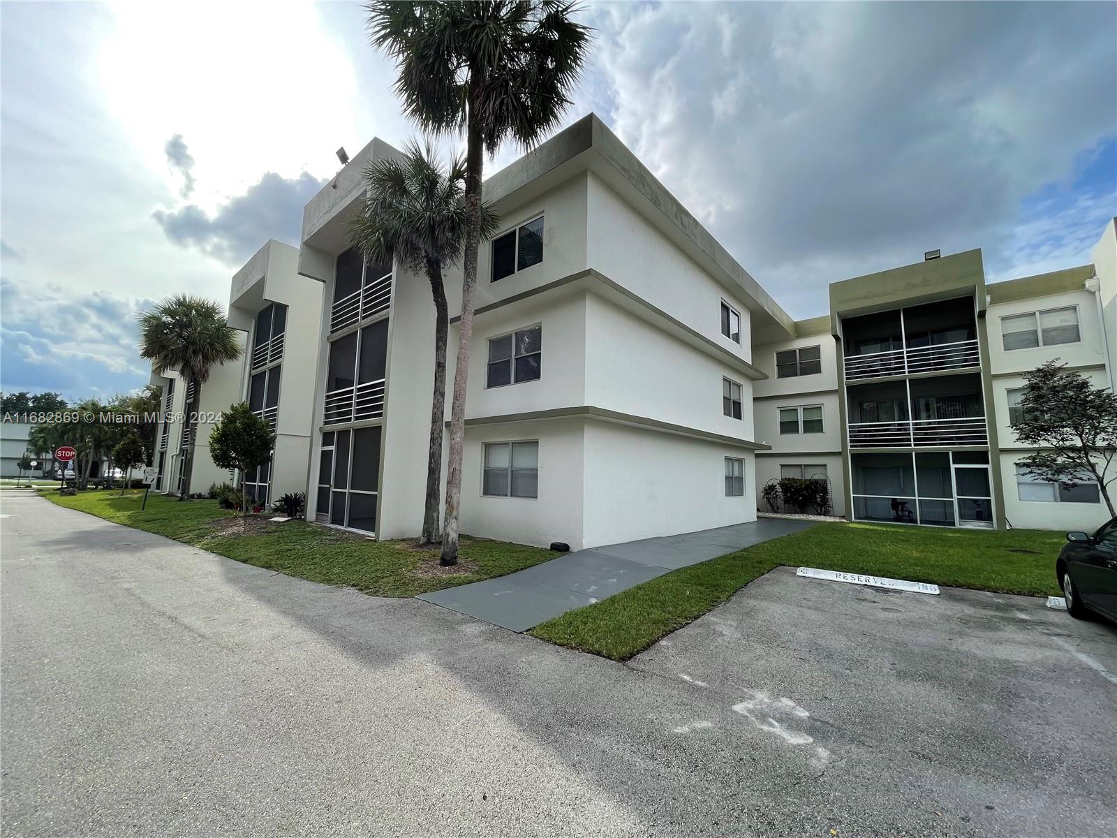 Property for Sale at 4255 N University Dr 201, Sunrise, Miami-Dade County, Florida - Bedrooms: 2 
Bathrooms: 2  - $198,000