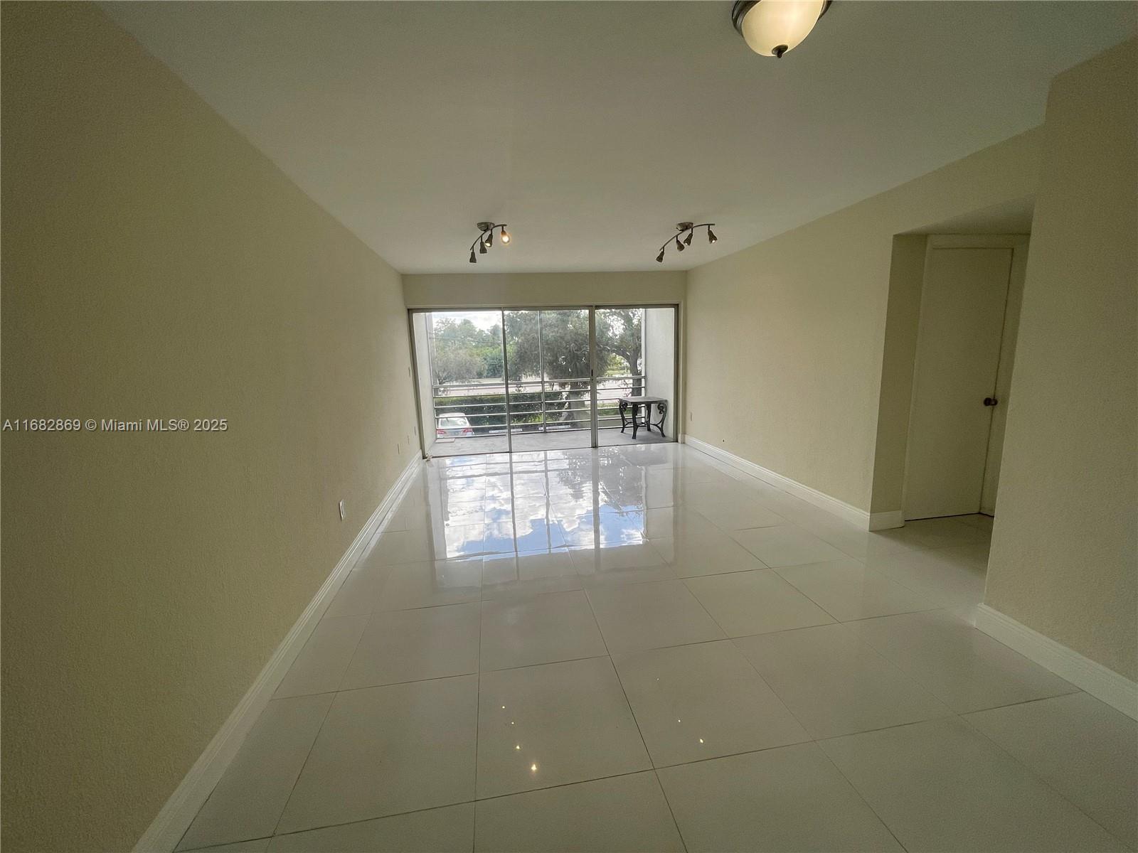 SPRINGCREST CONDO - Residential