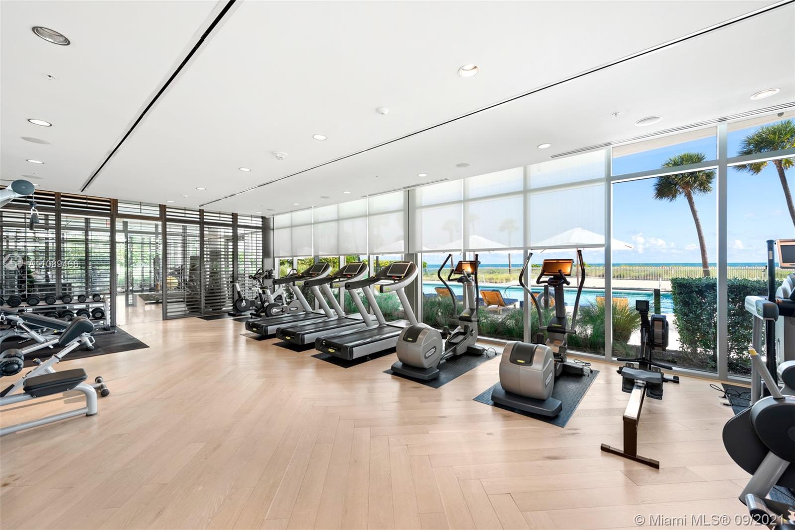 OCEANA KEY BISCAYNE - Residential