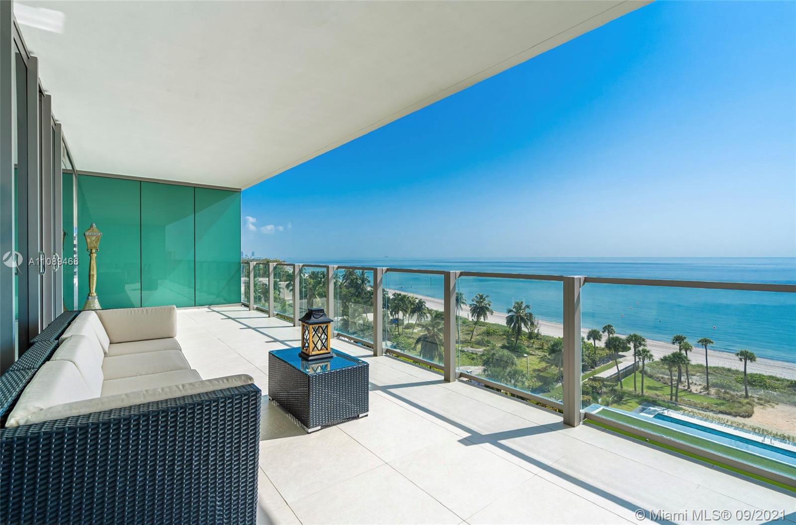 OCEANA KEY BISCAYNE - Residential