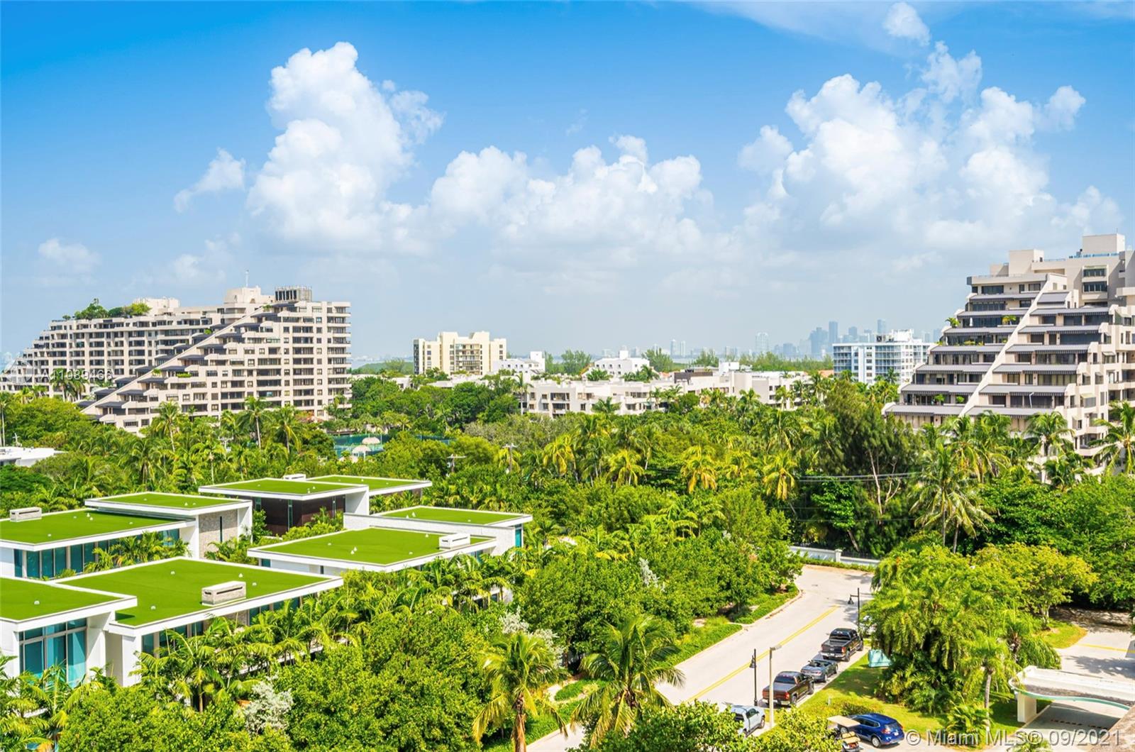 OCEANA KEY BISCAYNE - Residential