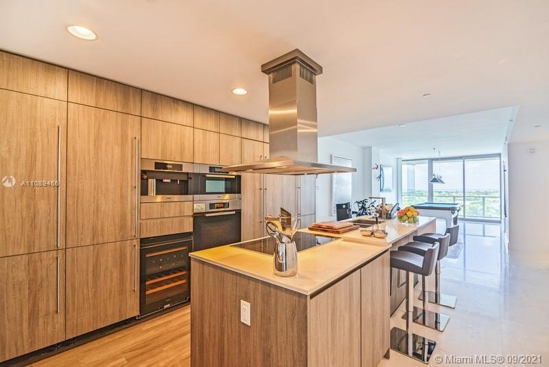 OCEANA KEY BISCAYNE - Residential