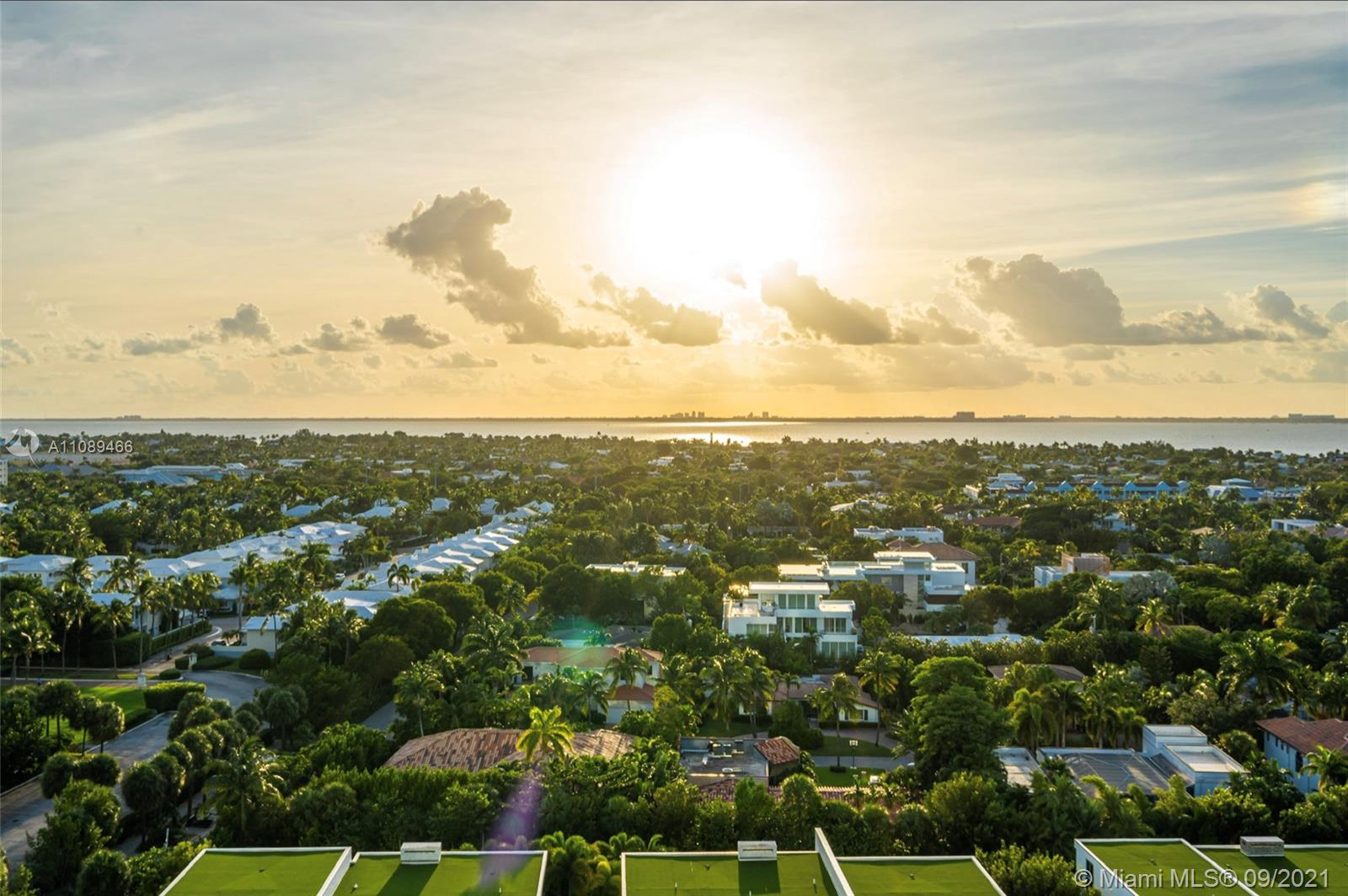 OCEANA KEY BISCAYNE - Residential