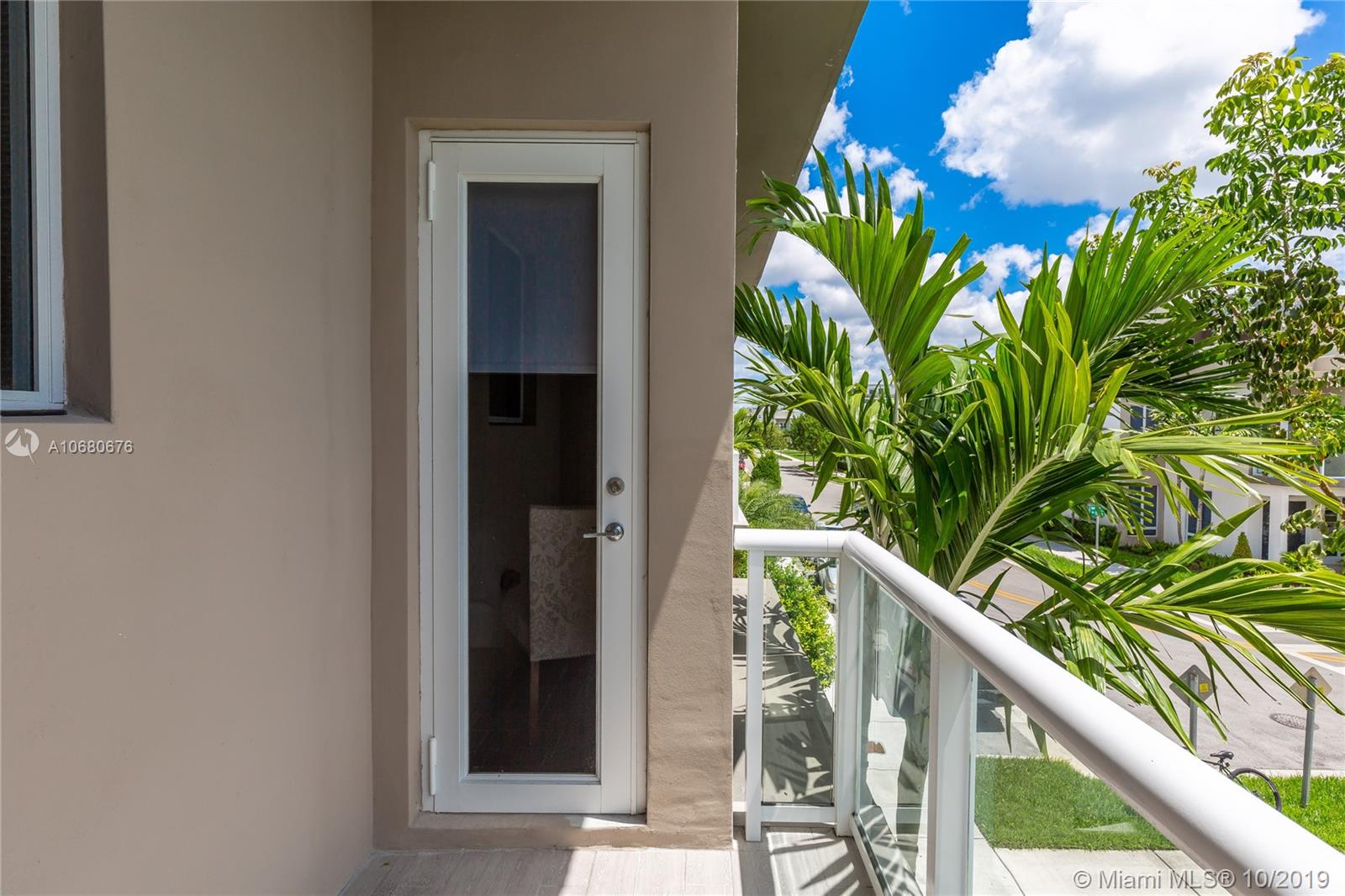 LANDMARK AT DORAL - Residential