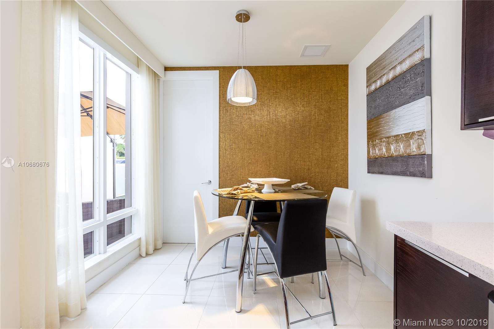 LANDMARK AT DORAL - Residential