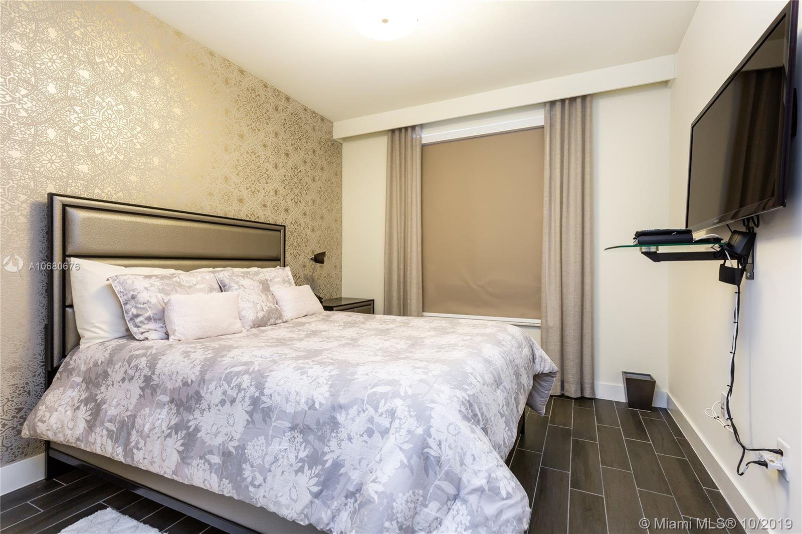 LANDMARK AT DORAL - Residential