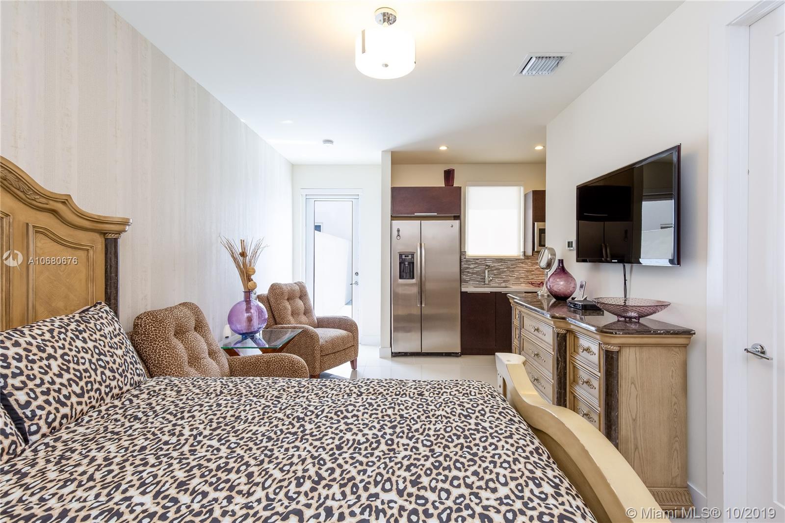 LANDMARK AT DORAL - Residential