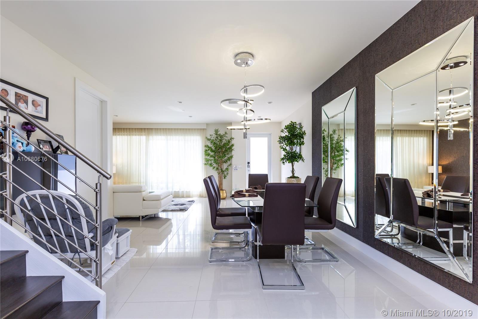 LANDMARK AT DORAL - Residential