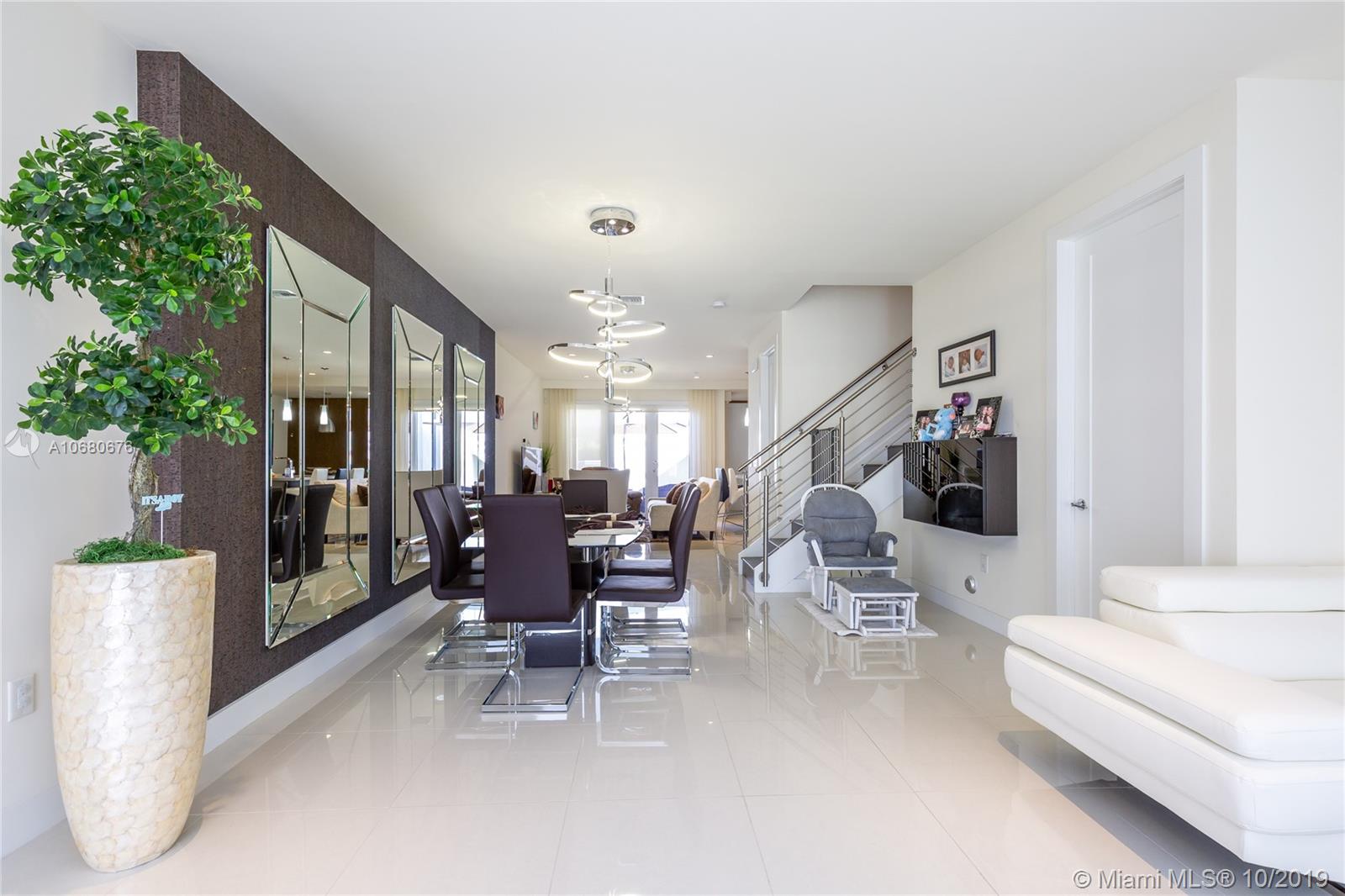 LANDMARK AT DORAL - Residential