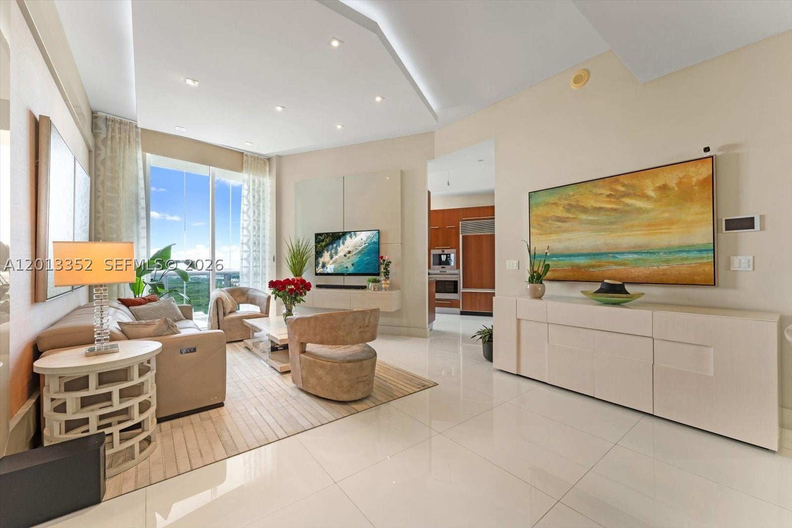 15811 Collins Ave 3605