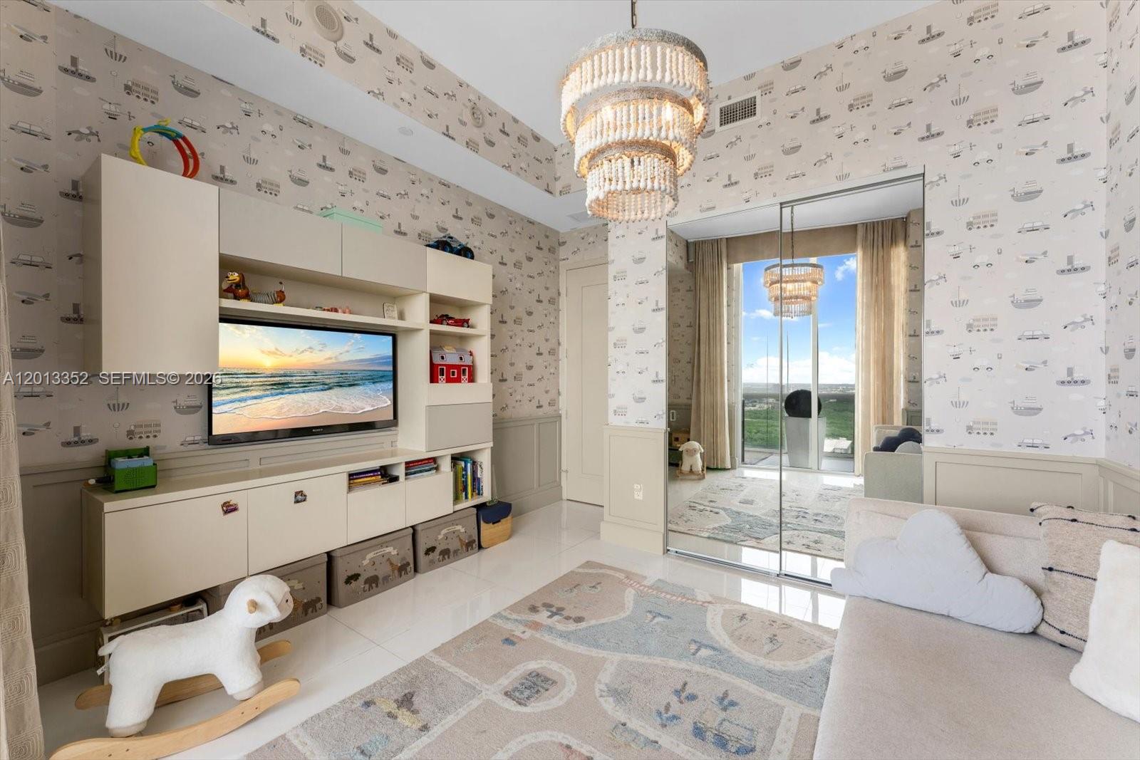 TDR TOWER III CONDO - Residential