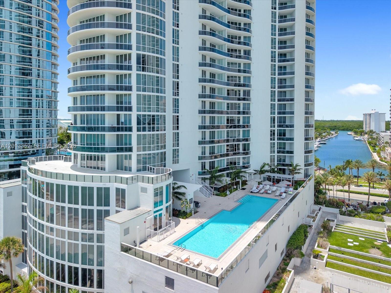 TDR TOWER III CONDO - Residential