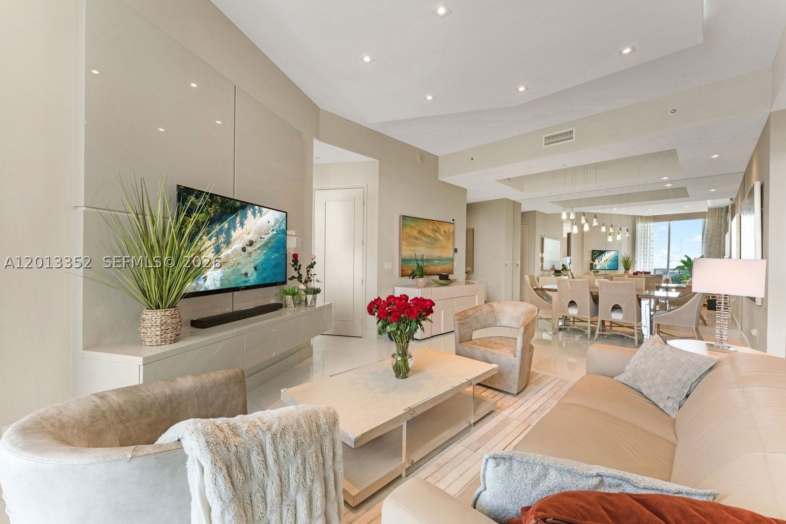 15811 Collins Ave 3605