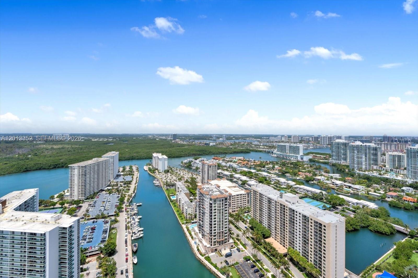 TDR TOWER III CONDO - Residential