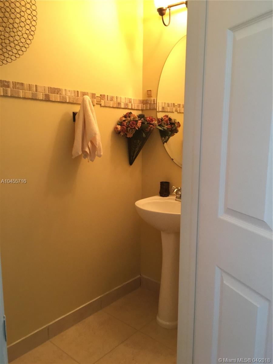 RAULS PLACE AT OASIS - Residential