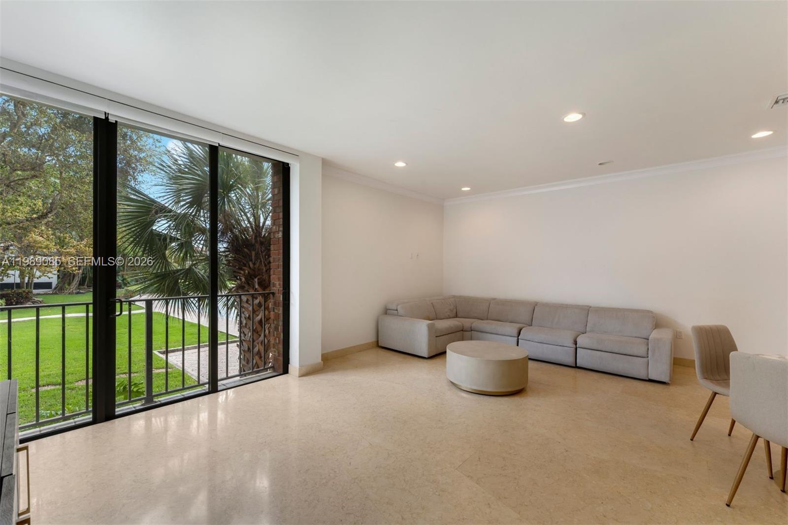 1566 NE Quayside Ter D14