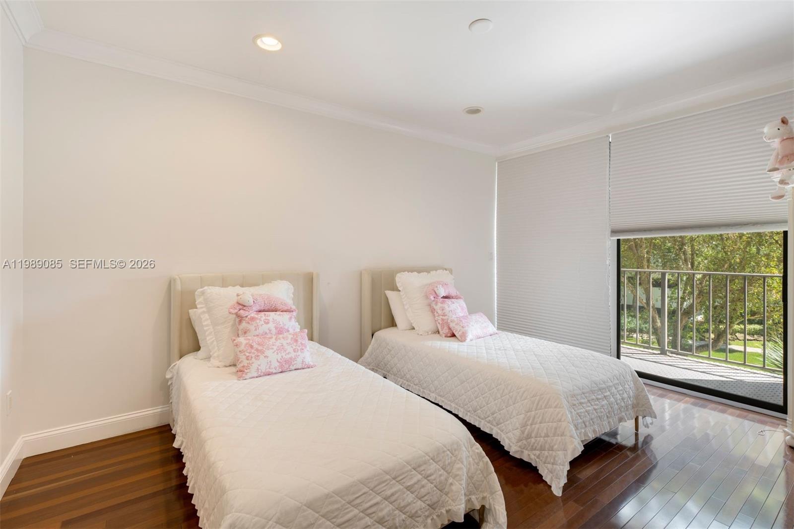 TOWERS QUAYSIDE CT-YARD V - Residential