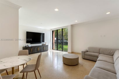 1566 NE Quayside Ter D14 Miami FL 33138