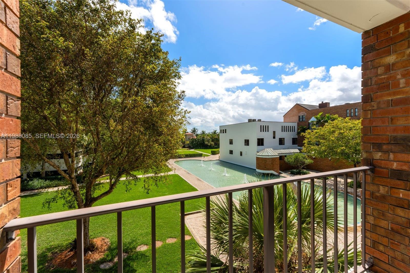 TOWERS QUAYSIDE CT-YARD V - Residential