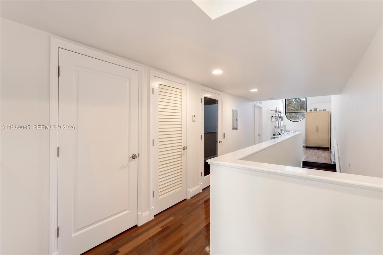 TOWERS QUAYSIDE CT-YARD V - Residential