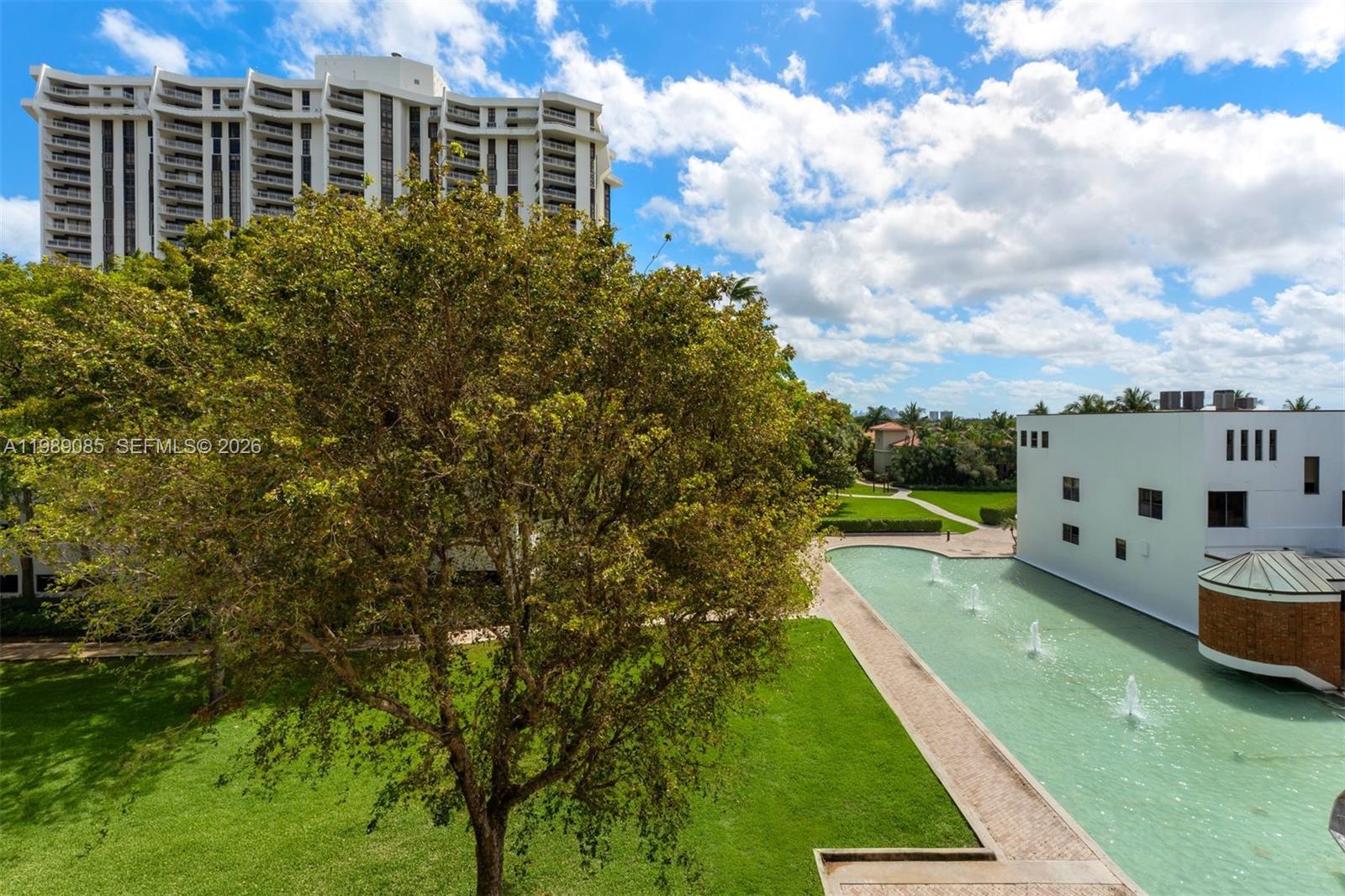 TOWERS QUAYSIDE CT-YARD V - Residential