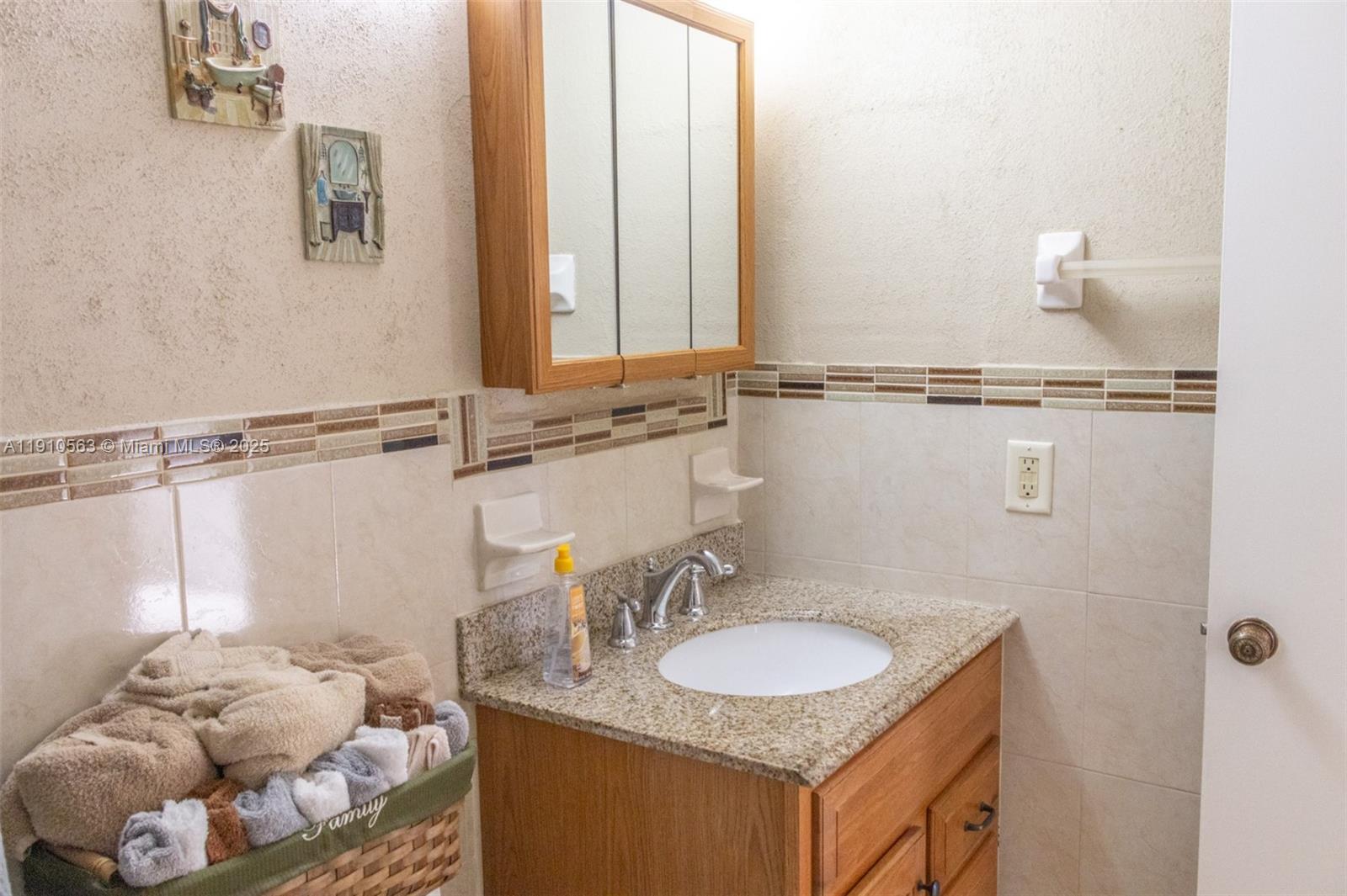 BERMUDA CLUB SEVEN CONDO - Residential