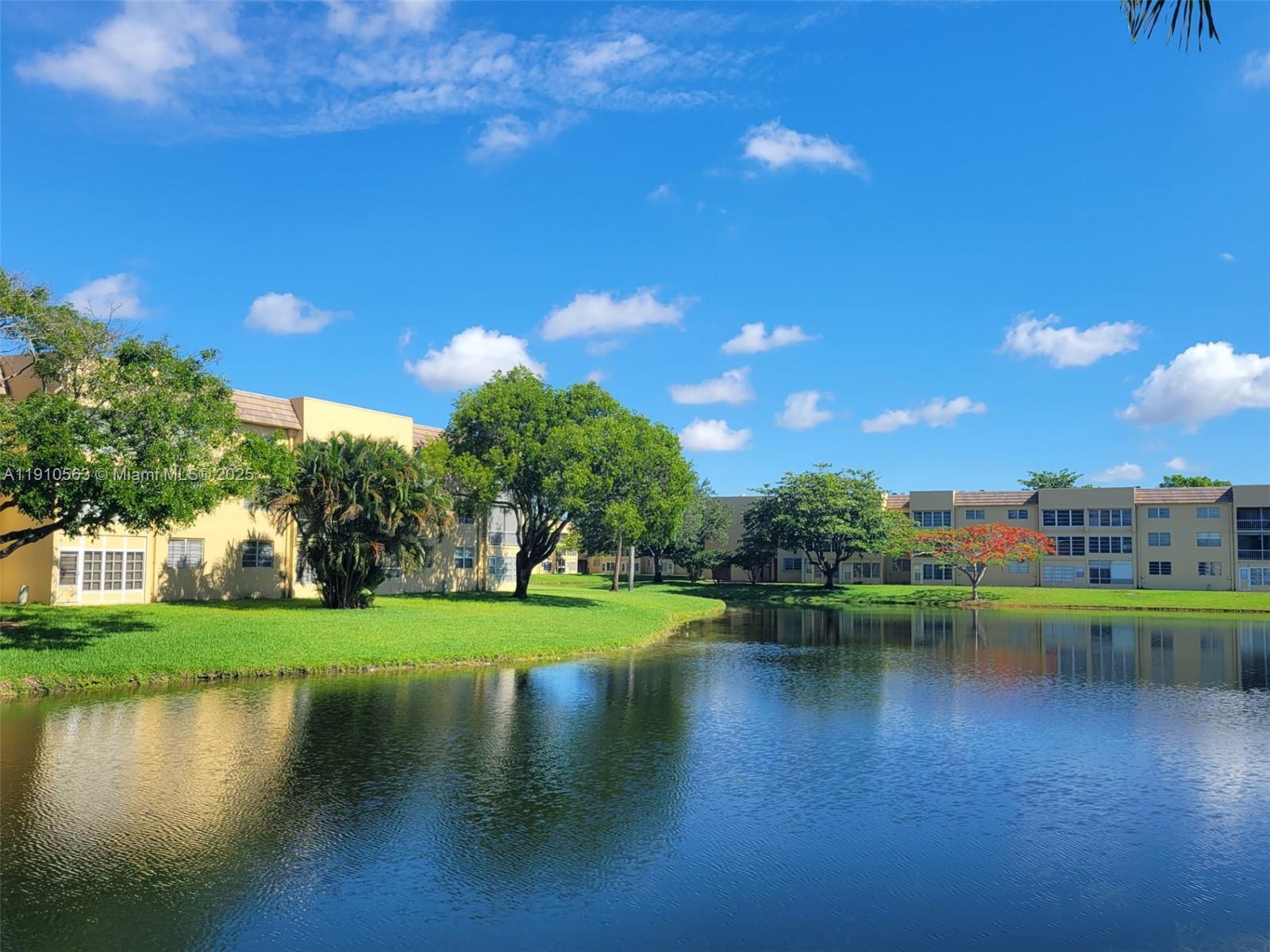 BERMUDA CLUB SEVEN CONDO - Residential