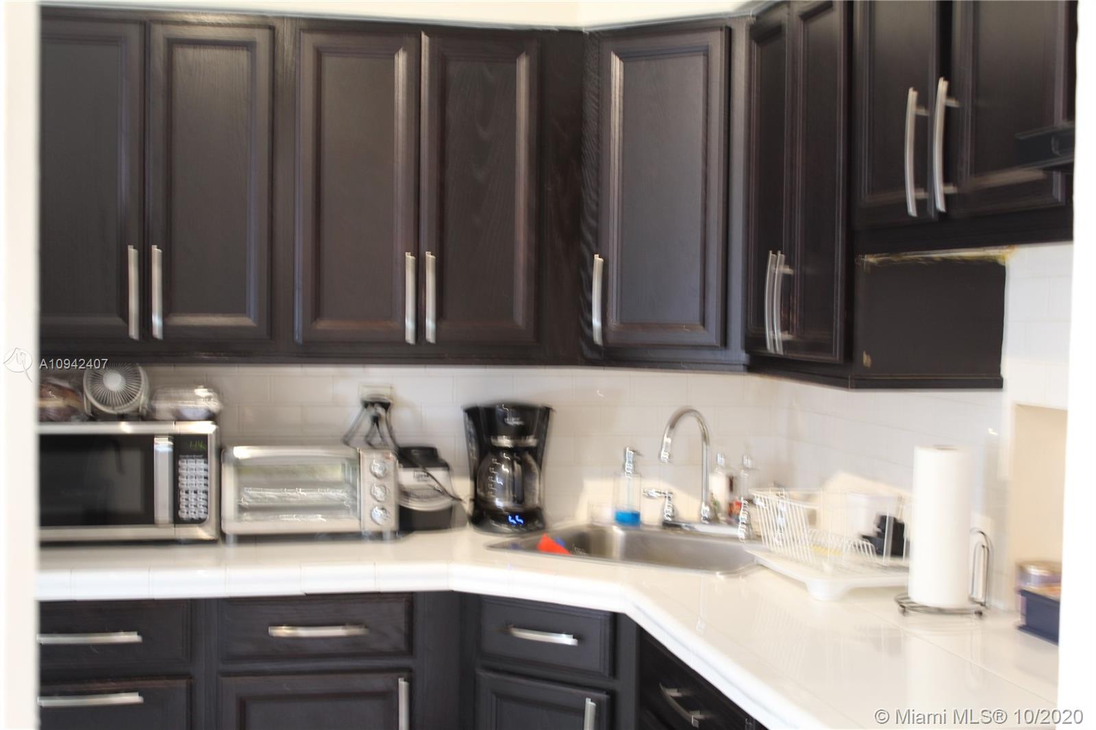 SECOND HORIZONS CONDO - Residential