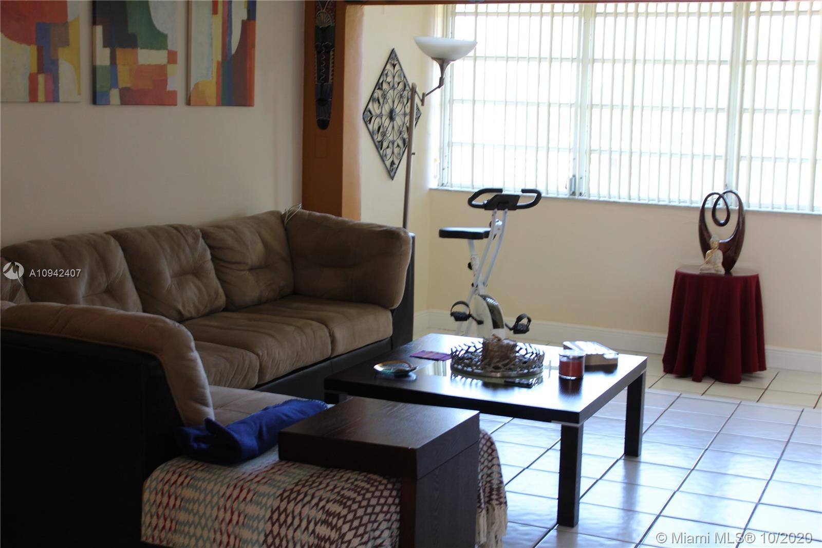 SECOND HORIZONS CONDO - Residential