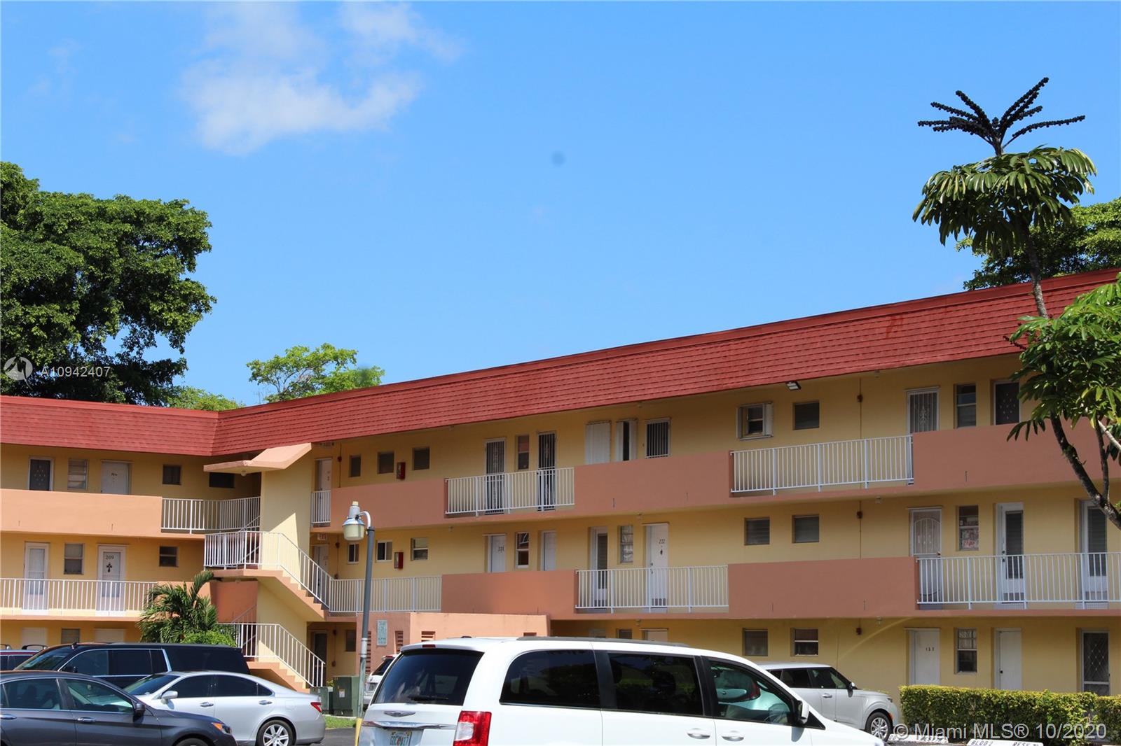 SECOND HORIZONS CONDO - Residential