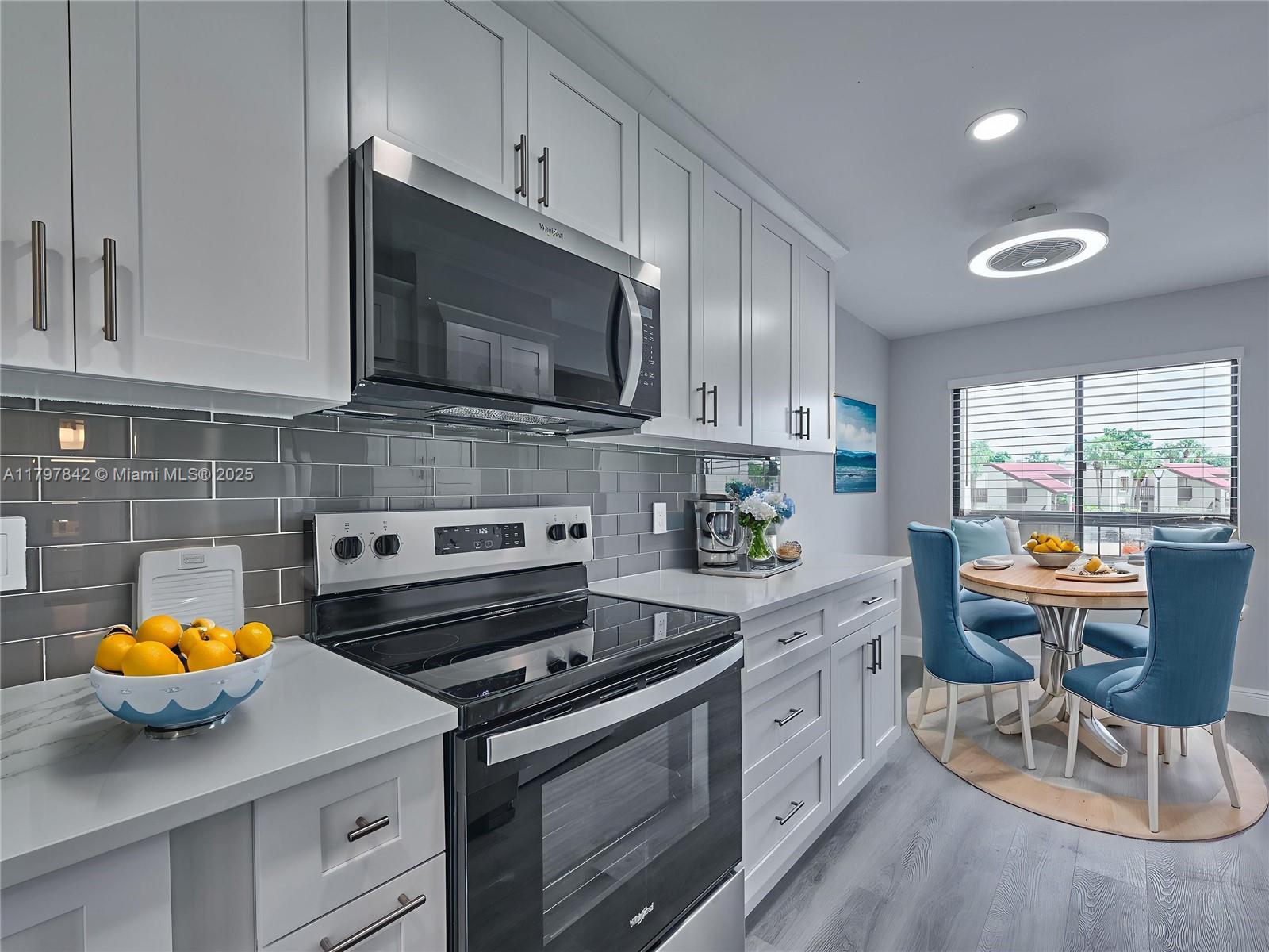 LAKESIDE CONDO 3 OF BANYA - Residential