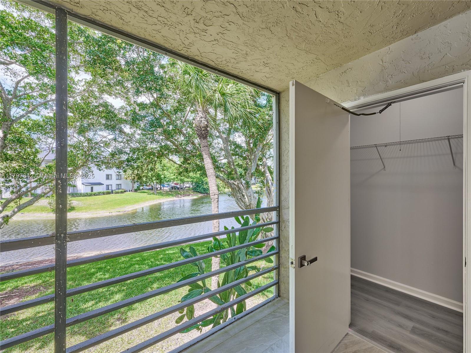LAKESIDE CONDO 3 OF BANYA - Residential