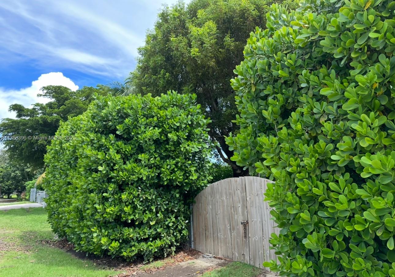 LEISURE CITY SEC 2 - Residential