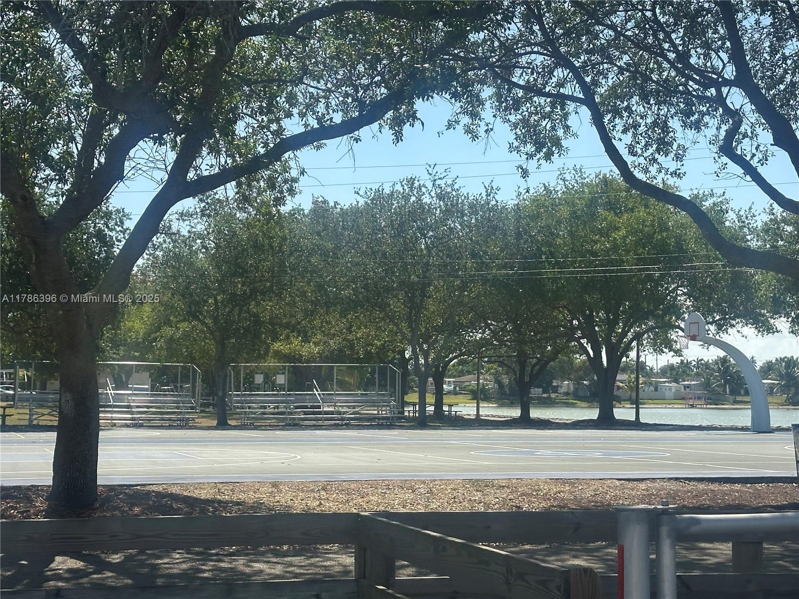 LEISURE CITY SEC 2 - Residential