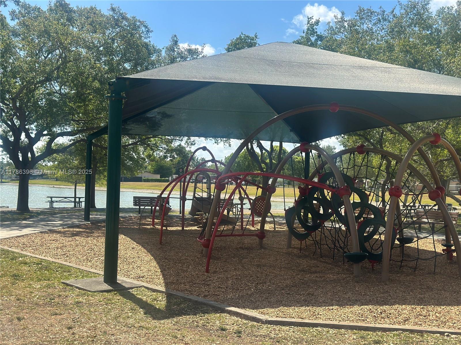 LEISURE CITY SEC 2 - Residential