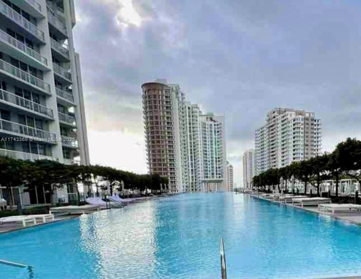 Property for Sale at 475 Brickell Ave 4107, Miami, Broward County, Florida - Bedrooms: 2 
Bathrooms: 2  - $1,250,000