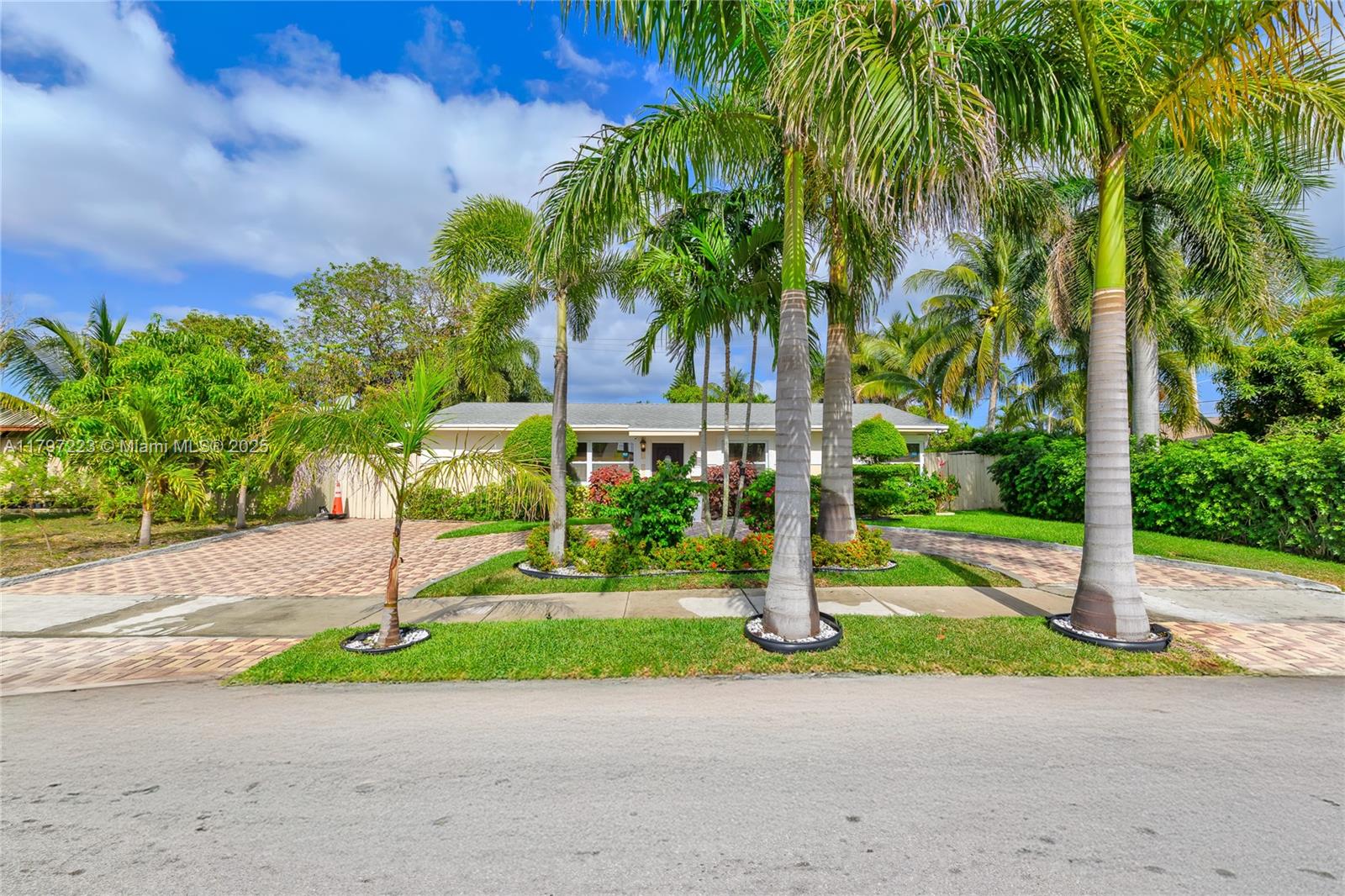 NORTH BROWARD HIGHLANDS S - Residential