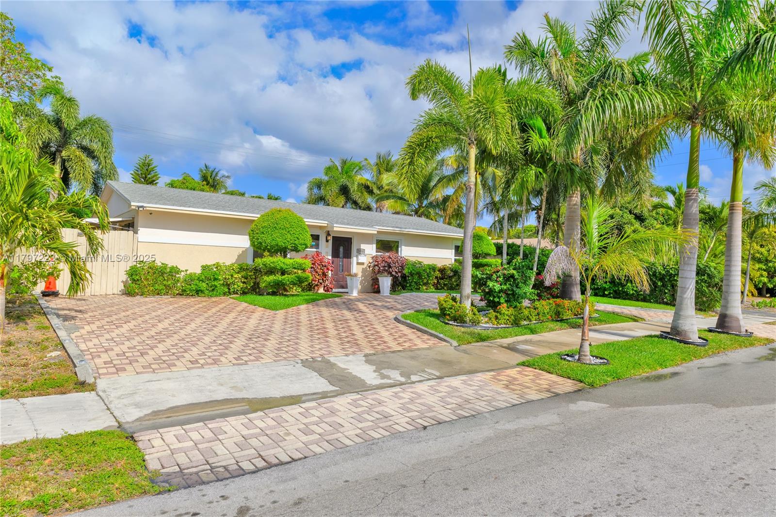 NORTH BROWARD HIGHLANDS S - Residential